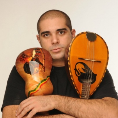 Ο Αλκιβιάδης Κωνσταντόπουλο συνεχίζει τις εμφανίσεις και τα Σάββατα του Φεβρουάριου στο BAR2 