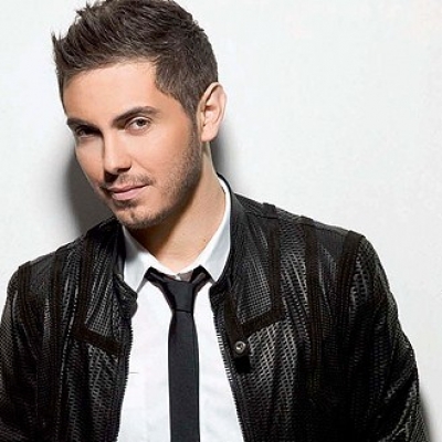 Ο Μιχάλης Χατζηγιάννης στους τίτλους έναρξης καθημερινής σειράς!