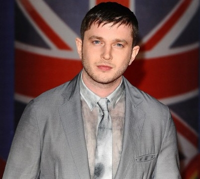 Aκούστε το νέο κομμάτι του Plan B!