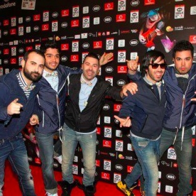 Ακυκλοφόρητο τραγούδι από τις Μέλισσες! 