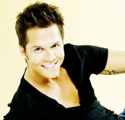 Ο Γιώργος Τσαλίκης μας παροτρύνει να "Ξεχάσουμε τα παλιά" και μας μιλά αποκλειστικά!!!