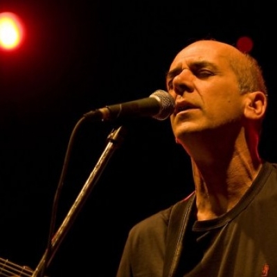 Ορφέας Περίδης: "Έγραψα ένα καινούργιο τραγούδι με αφορμή την κρίση"