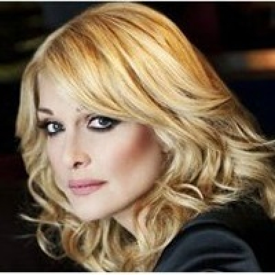 Απέναντι: Νέο άλμπουμ από τη Νατάσα Θεοδωρίδου !