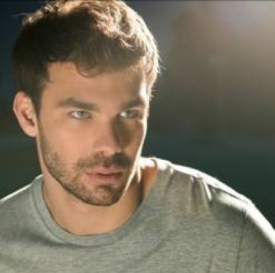 "Μεταξύ μας" Το νέο single του Γιώργου Σαμπάνη