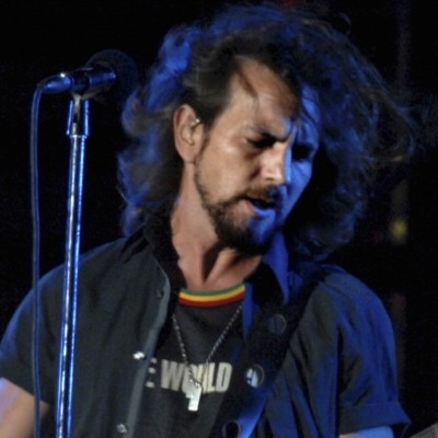 Ο Eddie Vedder ανακοινώνει solo συναυλίες