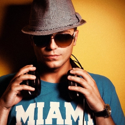 O Justin Bieber αντιγράφει Claydee! 