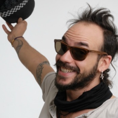 Ο Πάνος Μουζουράκης ήταν στο ''Βράδυ'' με τον Πέτρο Κωστόπουλο!