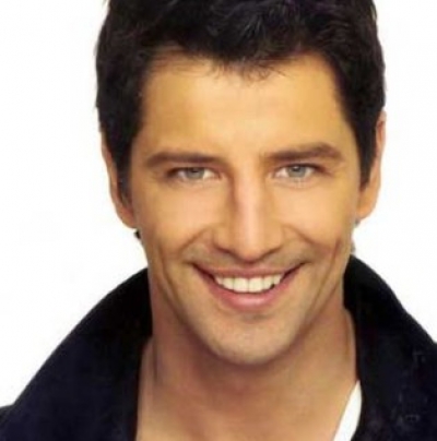 Ο Σάκης Ρουβάς κοντά στα παιδιά!