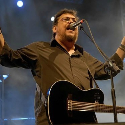 ''Στο καφέ του χαμένου χρόνου'' από το Λαυρέντη Μαχαιρίτσα!