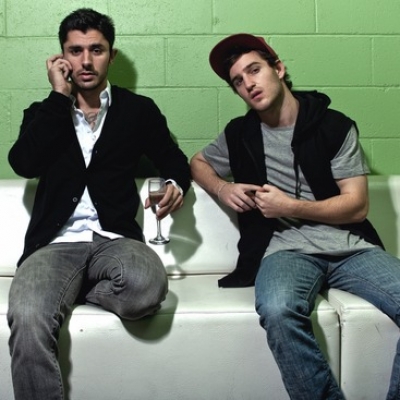 Ακούστε το καινούργιο τραγούδι των The Cataracs!