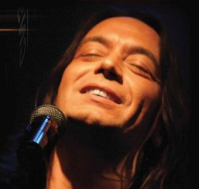 O Γιάννης Κότσιρας ολοκληρώνει το “on the road”!