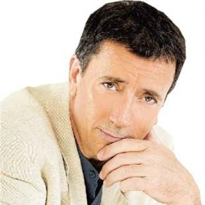 «Στην υγειά μας» μετά την Ανάσταση με λαμπερούς καλεσμένους !