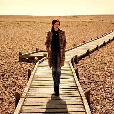 Ακούστε το:Amy McDonald – Human Spirit