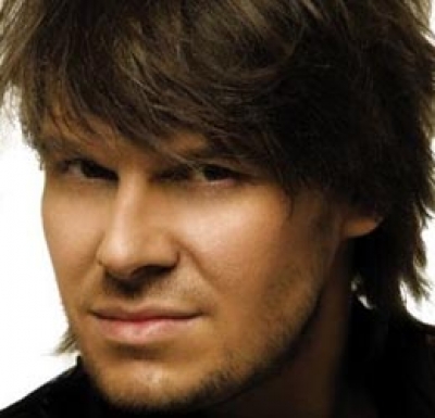 Δείτε το νέο 3D βίντεοκλιπ του Π. Κιάμου "Κρύσταλλα"!