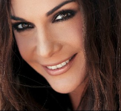 Η Δέσποινα Βανδή μιλάει για την ηλικία της!