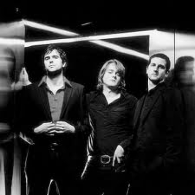 Keane:“Είναι δουλειά μας να μαχόμαστε ενάντια στην απερίσκεπτη pop”