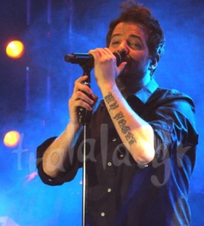 Ποιά η σχέση του Νίνο με τα social networks;