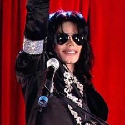 Τα κοστούμια του Michael Jackson περιοδεύουν!