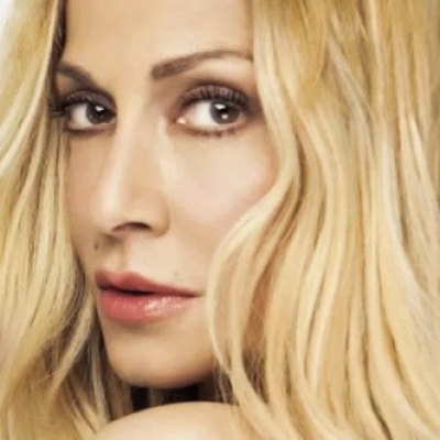 "Τυραννιέμαι" Το νέο τραγούδι της Άννας Βίσση!