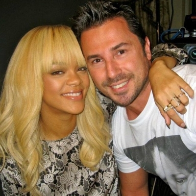 Δείτε ολόκληρη τη συνέντευξη της Rihanna στο Γιώργο Σατσίδη!