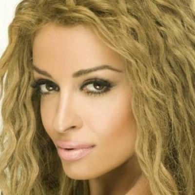 H Ελένη Φουρέιρα μιλάει ανοιχτά στο περιοδικό Glam