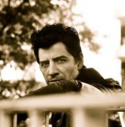 Ο Σάκης Ρουβάς εύχεται στο Mad TV!