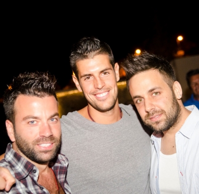 Ο κομμωτής των επωνύμων Θοδωρής Γκιόνης γιόρτασε τα γενέθλια του (δείτε φωτογραφικό υλικό)!