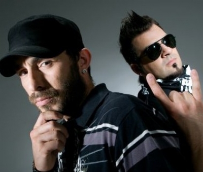 Οι Professional Sinnerz ετοιμάζονται για την εμφάνιση τους στα MAD VMA!