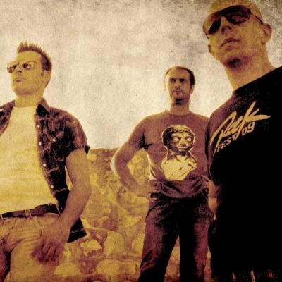 Δείτε το videoclip «Η Πτώση» από τα Γυμνά Καλώδια!