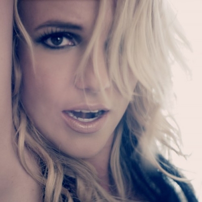 Δύο νέα trailer για το X Factor. Η Britney Spears δυνατός κριτής!