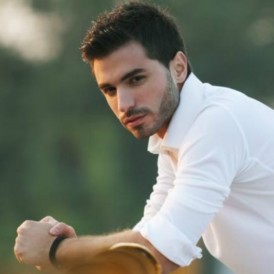 ''Να μ' αγαπάς'' από τον Άγγελο Ανδριανό!