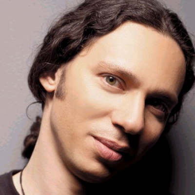 Ο Αλκίνοος Ιωαννίδης  δηλώνει: "Δεν θεωρώ χρήσιμους τους "εθνικούς καλλιτέχνες" και τους λοιπούς γκουρού!"