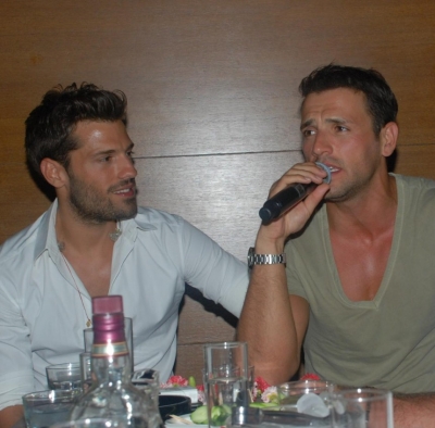 Ο Νίκος Βέρτης τραγούδησε παρέα με τον Κωνσταντίνο Αργυρό!