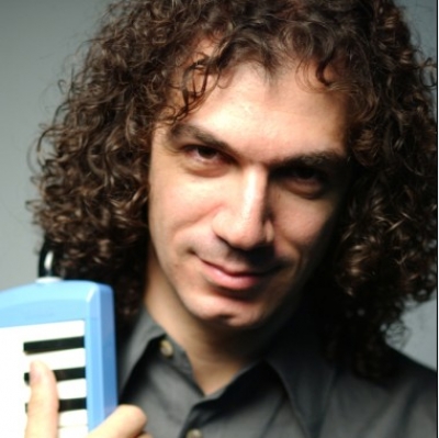 Ο Σταύρος Λάντσιας 31/8 στο Ευριπίδειο Θέατρο Ρεματιάς