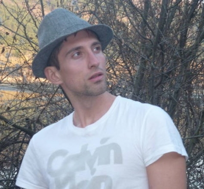 Συνέντευξη θα δώσει ο Gregory Style στον "Ellinikos FM 889" Αλεξ/πολης!