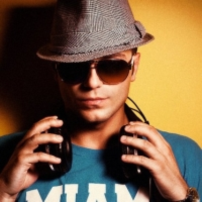 Το πρώτο επίσημο remix του “Mamacita Buena”!