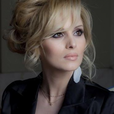 Καλοκαιρινή συνάντηση με την Πέγκυ Ζήνα στην Κρήτη!