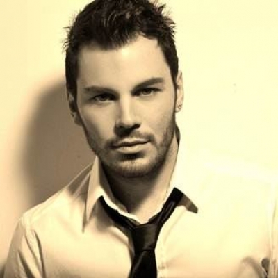 «Κάνε γρήγορα»: Το νέο τραγούδι του Γιάννη Τόλμη!