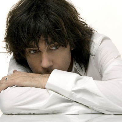 Μουσικές Βιογραφίες: Jean-Michel Jarre o "μάγος" της ηλεκτρονικής μουσικής