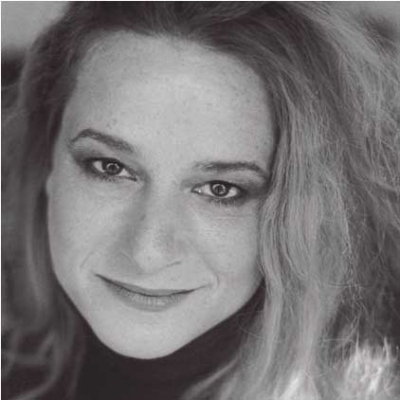 19/9: Η Ευανθία Ρεμπούτσικα στο Κηποθέατρο Αλκαζάρ για την τελευταία συναυλία του καλοκαιριού!