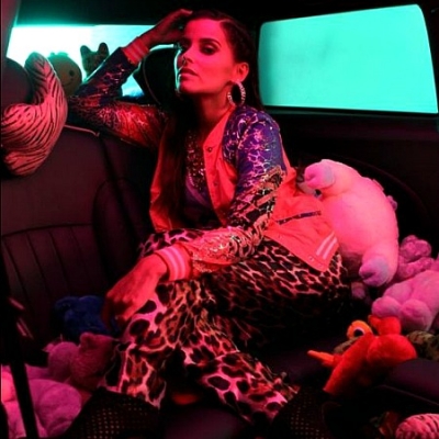 Δείτε το καινούριο video clip της Nelly Furtado!