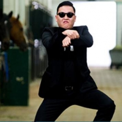 Ενθουσιασμένος ο Psy με την επιτυχία του!