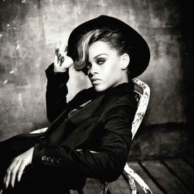 H Rihanna θα τραγουδήσει το νέο της single στα MTV VMAs!