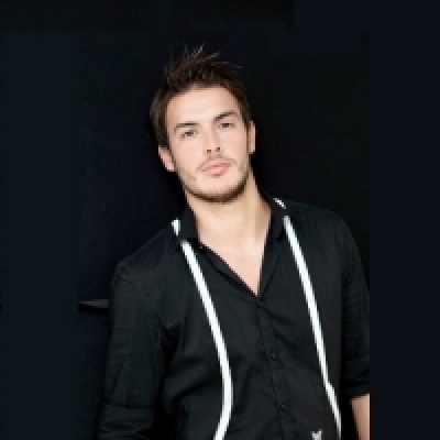 Ο Σάκης Αρσενίου μίλησε στο F THIS TV!