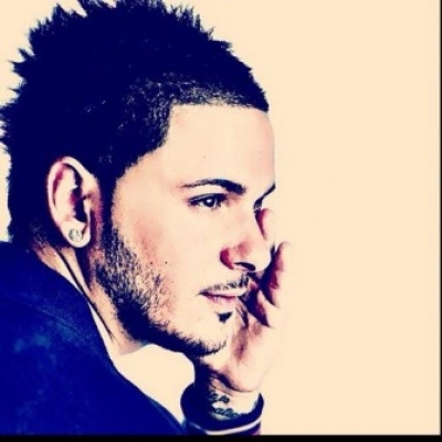 Ολοκαίνουριο video clip έρχεται από τον Stan!