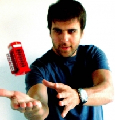 Ο Λεωνίδας Μαράντης έχει "'Ασσο στο μανίκι" του. Δες το preview του video clip του!