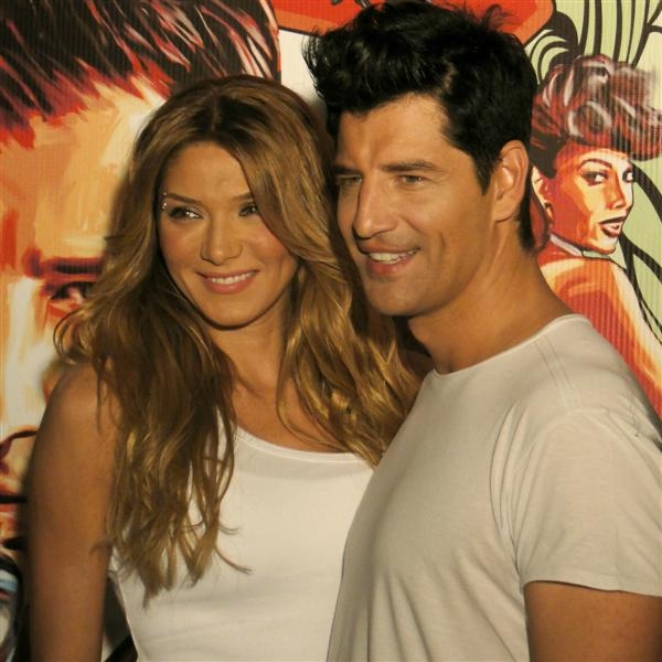 Ο Σάκης Ρουβάς, η Αγγελική Ηλιάδη και οι Mέλισσες μας προϊδεάζουν για το τι μας έχουν ετοιμάσει στο Διογένης studio! (φωτορεπορτάζ, δηλώσεις + videos)