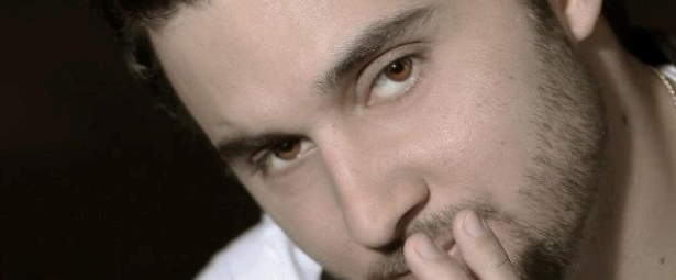 Άκης Ζάρης: Το πρώτο του τραγούδι με τίτλο “Όλα για το σ’ αγαπώ”