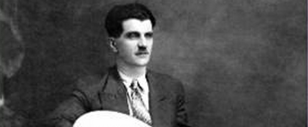 Βιογραφία | Γρηγόρης Ασίκης