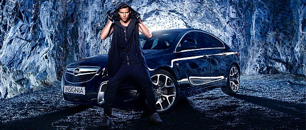 O Eric Saade κάνει και αυτός “παρέλαση”!